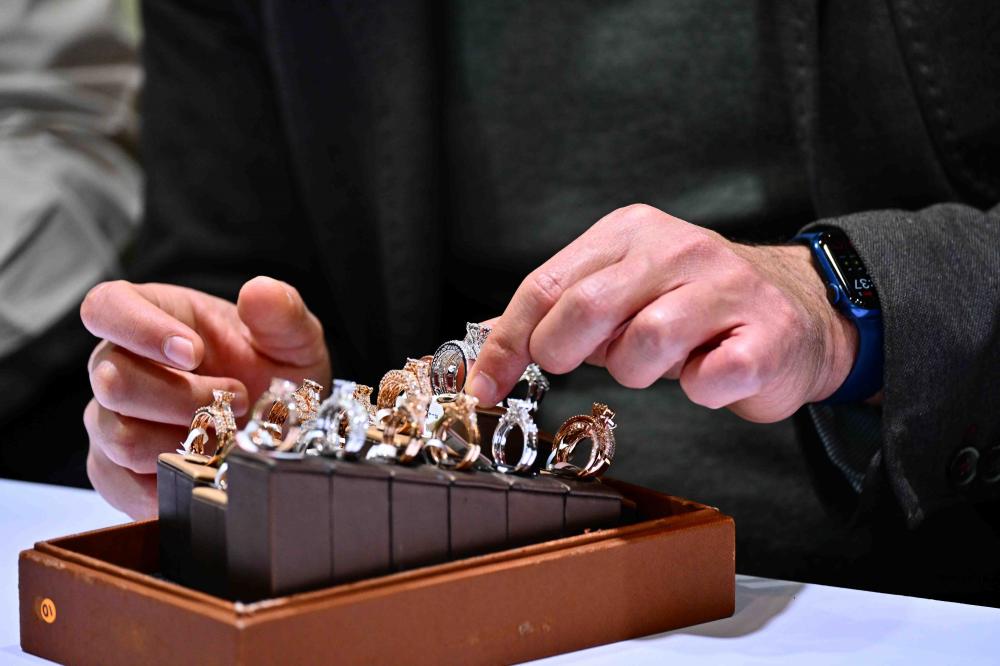 Hong Kong International Jewellery, International Diamond, Gem & Pearl Show - Hội Chợ Kim Cương, Đá Quý & Ngọc Trai, Trang Sức Hong Kong